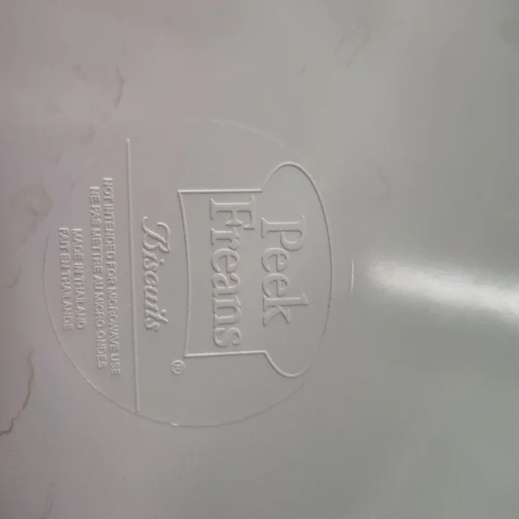 Snowman Winter Scene Rectangular Tray - Picture 2 of 2